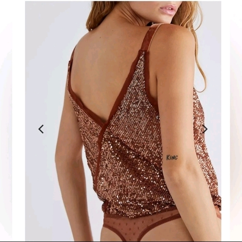 Free People Shimmer & Shine Bodysuit In The Color Sunset Sequins Size Small - Picture 3 of 16